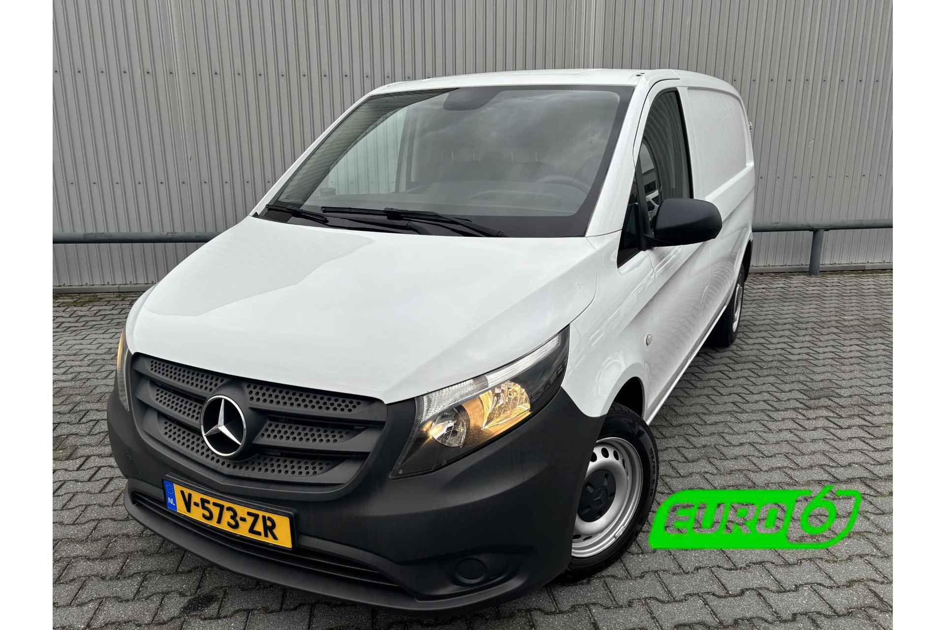 Mercedes-Benz Vito 111 CDI Functional*A/C*PDC*TEL*3PERSOONS*
